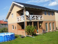 /album/nehany-elkeszult-hazunk/haz-028-jpg/